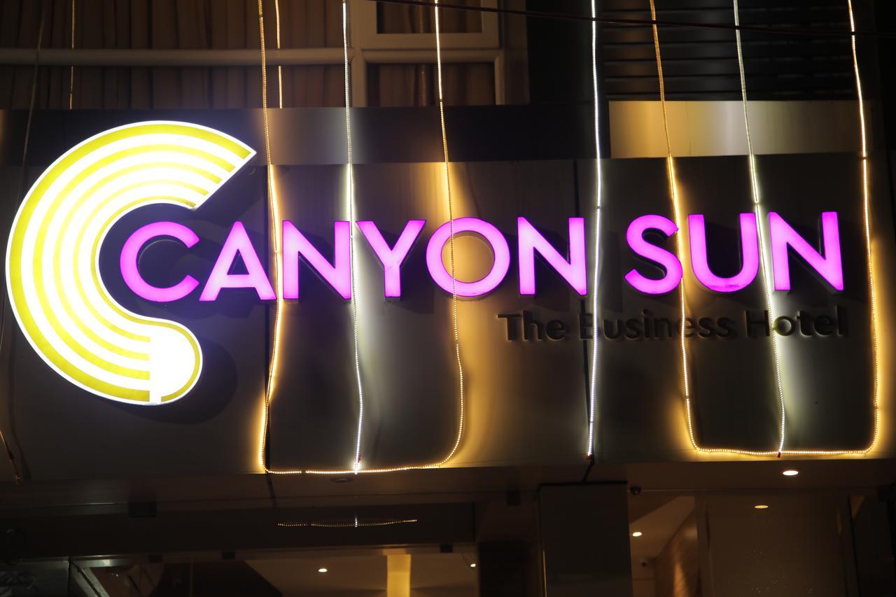 Canyon Sun Chennai Exterior photo